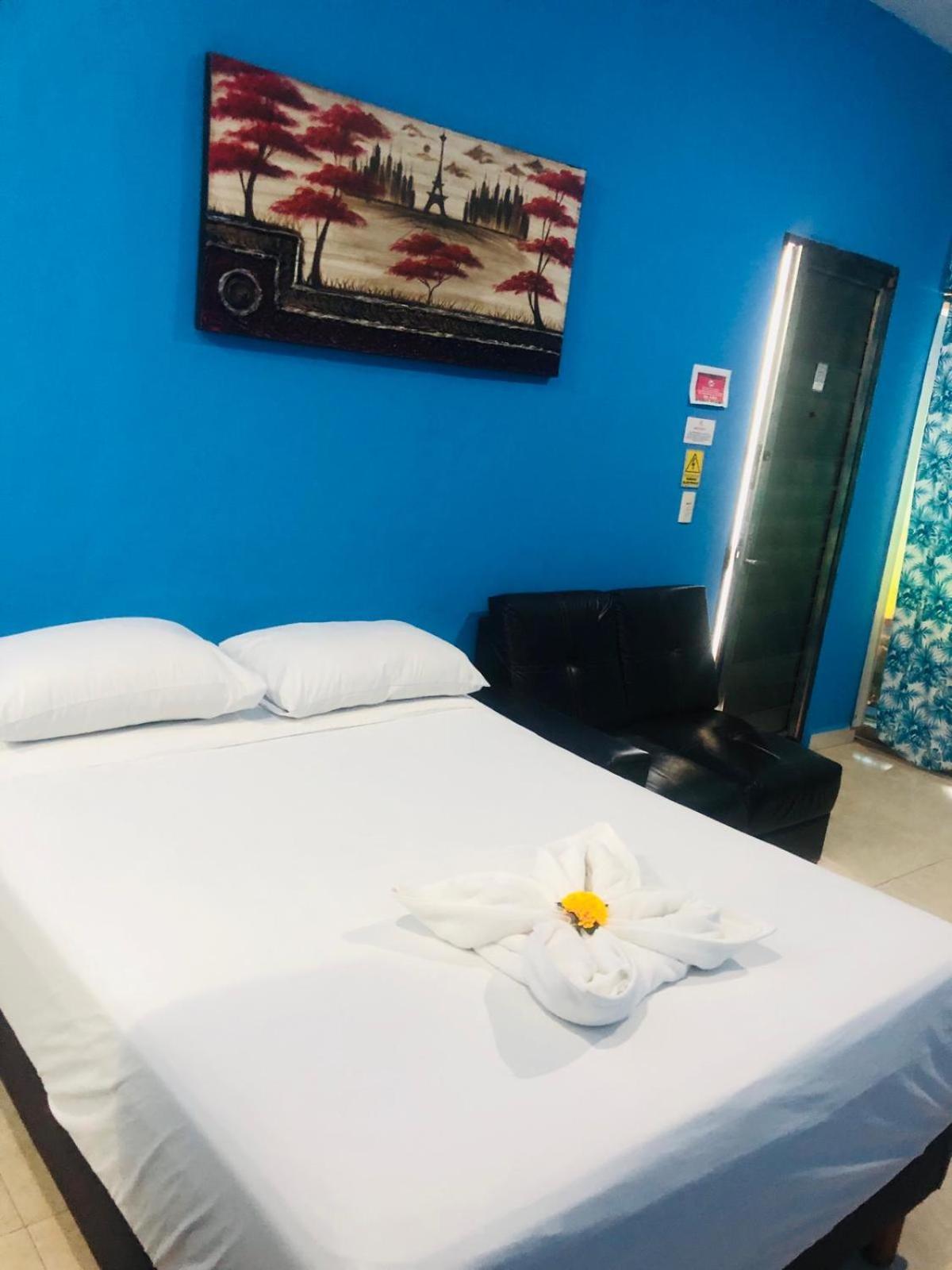 Easy Hotel Playa del Carmen Buitenkant foto