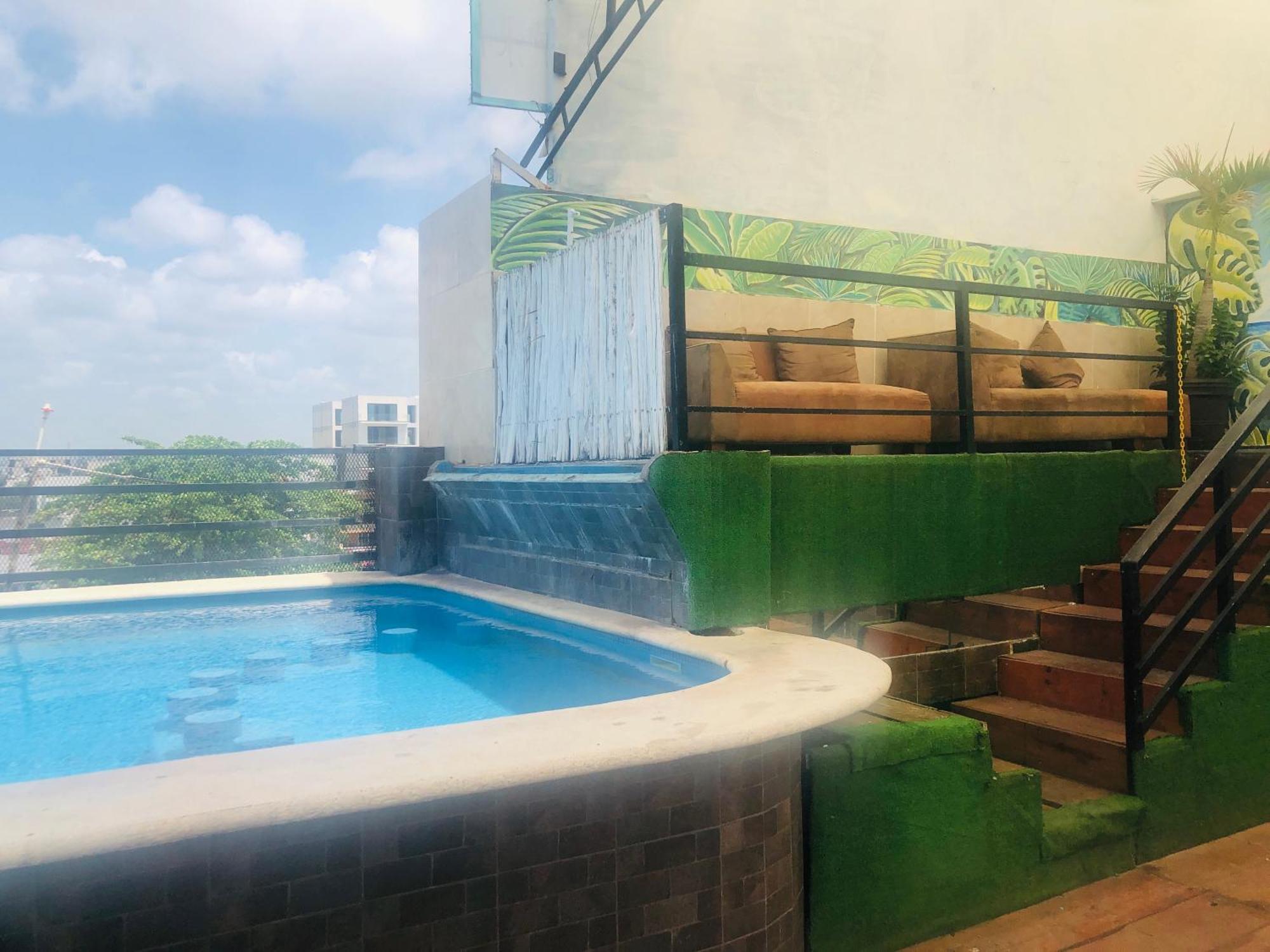 Easy Hotel Playa del Carmen Buitenkant foto